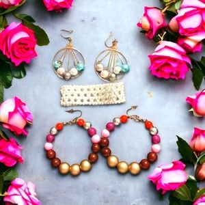 Gorgeous vintage earrings and keychain bundle
